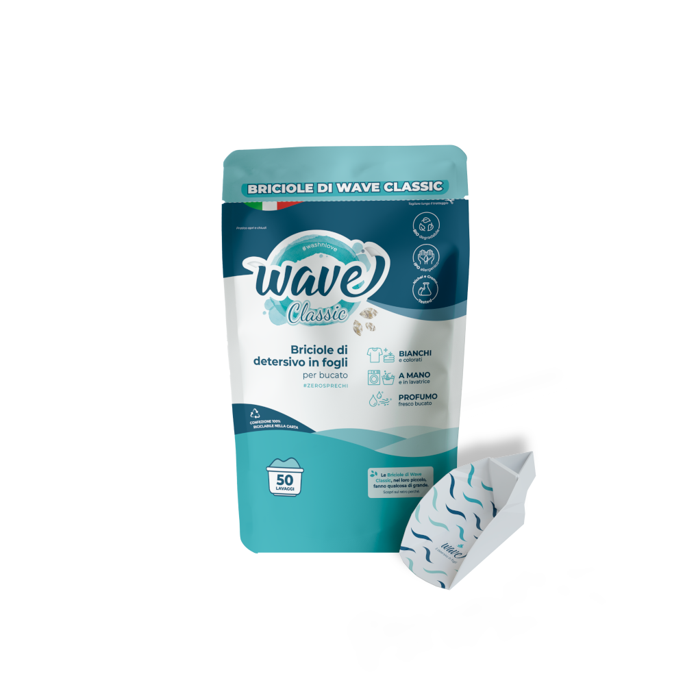 briciole composte dagli scarti di lavorazione dei Fogli detergenti per bucato Wave Washing Classic in confezione compatta, alternativa ecologica al detersivo liquido. 50 lavaggi; con dosatore in cartone incluso